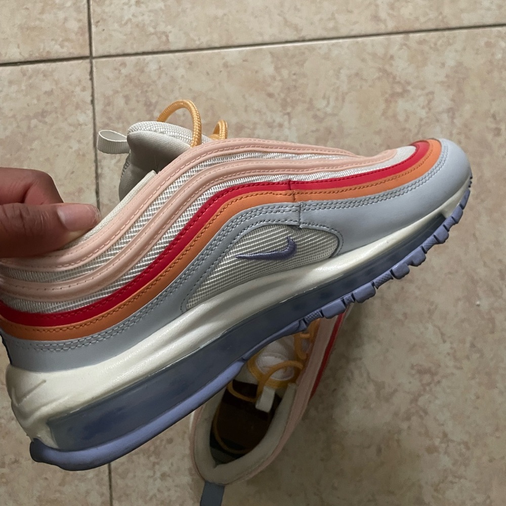 Nike Air Max - rarely worn